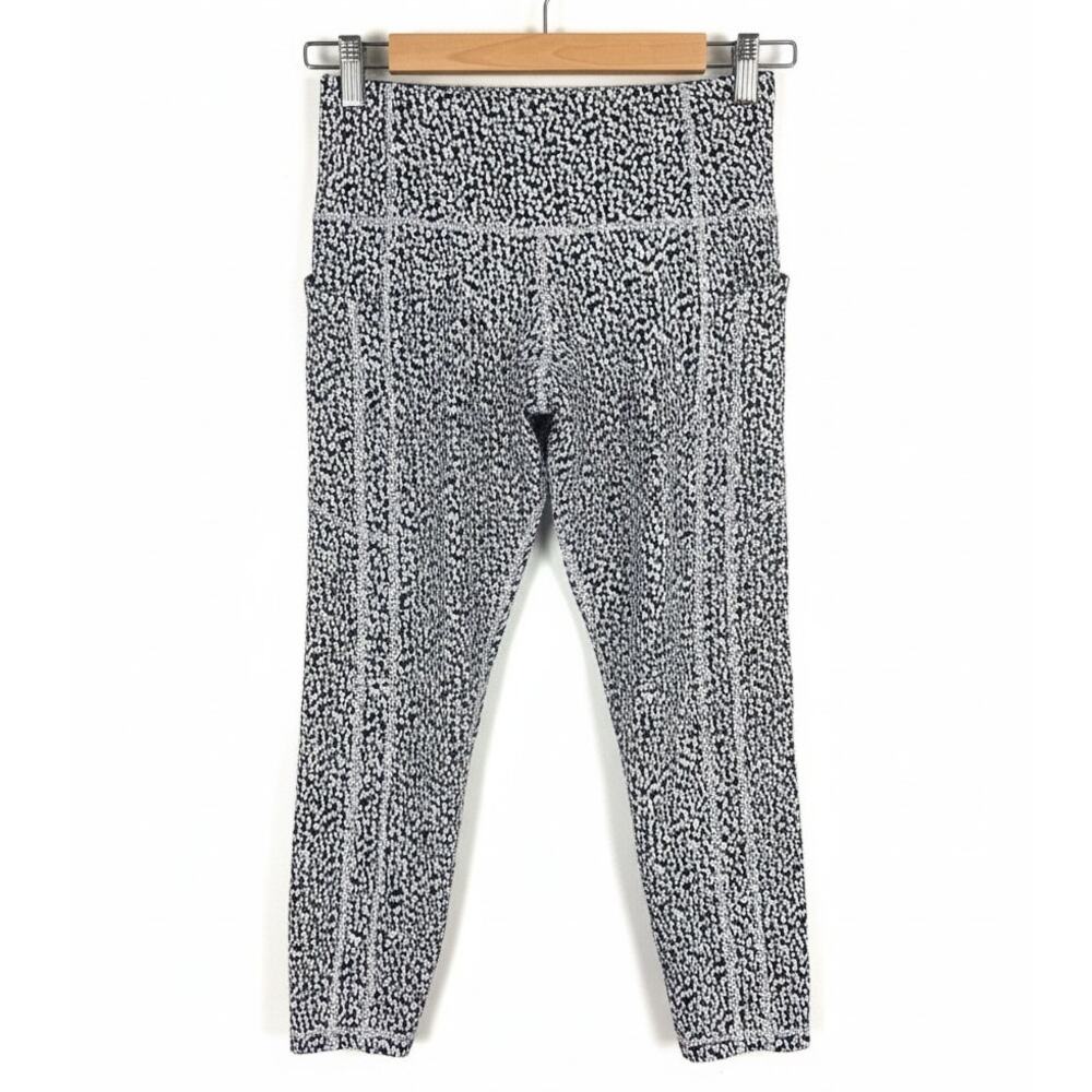 Athleta Women S Ultimate Stash High Rise Textured Sustainable Athleisure Legging